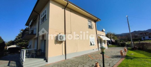 4-salle Appartement à Santo Stefano di Magra, Italy No. 280364 20