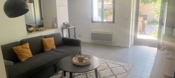 2 Schlafzimmer Haus in Le Puy-Sainte-Reparade, France, Nr. 329880 2