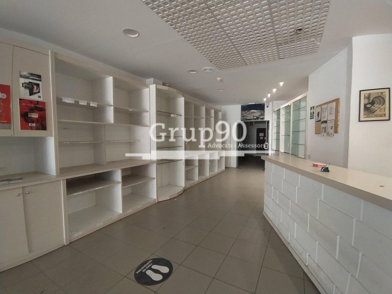 Коммерческая недвижимость 141м² в Лерида, Испания № 106938