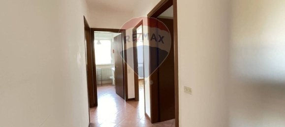 3 bedrooms Apartment in Arese, Italy No. 136871 10