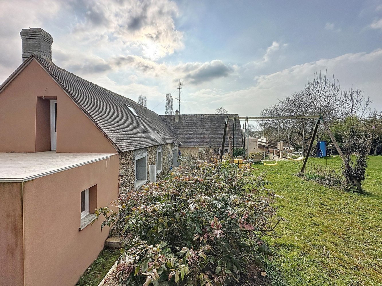 6 chambres Maison à Dollot, France No. 41288