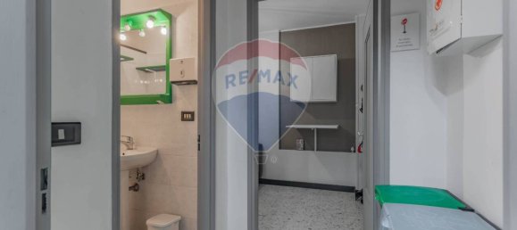 Escritório de 5 divisões em Bari, Italy N.º 41907 4