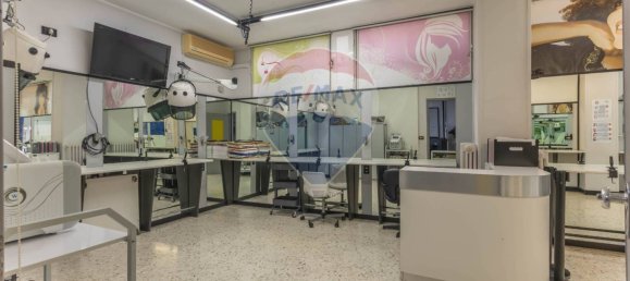 Escritório de 5 divisões em Bari, Italy N.º 41907 26