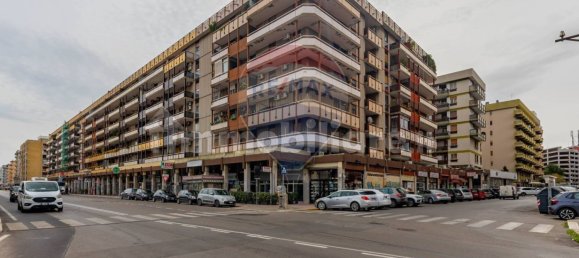 Escritório de 5 divisões em Bari, Italy N.º 41907 13