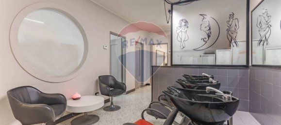 Escritório de 5 divisões em Bari, Italy N.º 41907 21