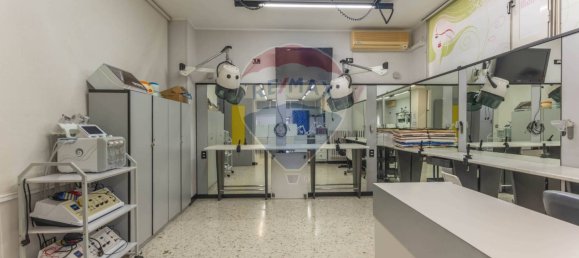 Escritório de 5 divisões em Bari, Italy N.º 41907 29