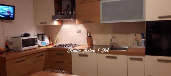 Квартира с 4 комнатами в Фонте, Италия № 159710 2