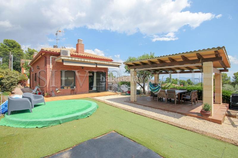 Casa de 3 dormitorios en Santa Eulalia De Roncana, Spain No. 187142