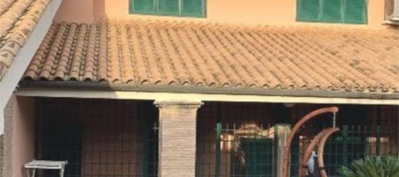 5 rooms Garage in Rome, Italy No. 293424 10