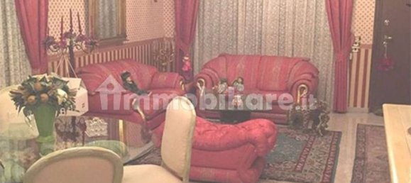 5 rooms Garage in Rome, Italy No. 293424 7