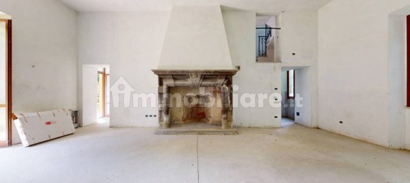 3 bedrooms Apartment in Castiglione Olona, Italy No. 162205 11