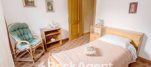 3 bedrooms Apartment in Viterbo, Italy No. 12686 21