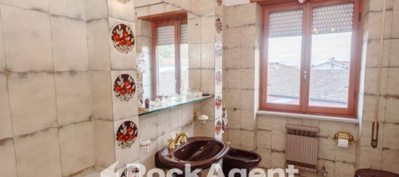 3 bedrooms Apartment in Viterbo, Italy No. 12686 16