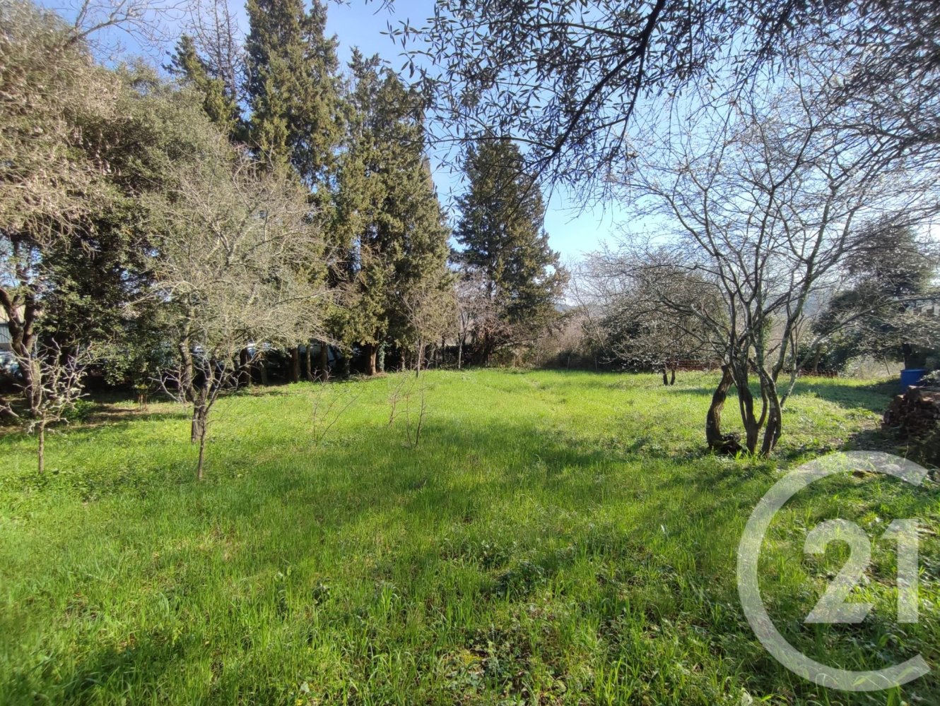 2220m² Land in Gard, France No. 338790