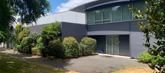 4171m² Commercial property in Le Plessis-Bouchard, France No. 306212 3