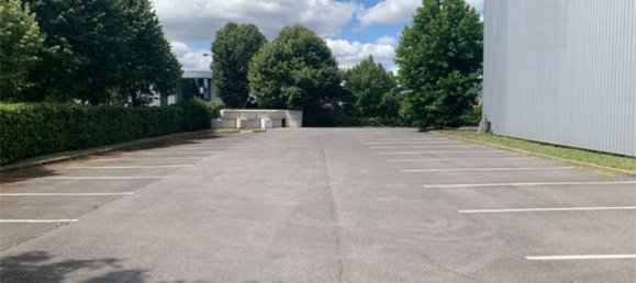 4171m² Commercial property in Le Plessis-Bouchard, France No. 306212 4