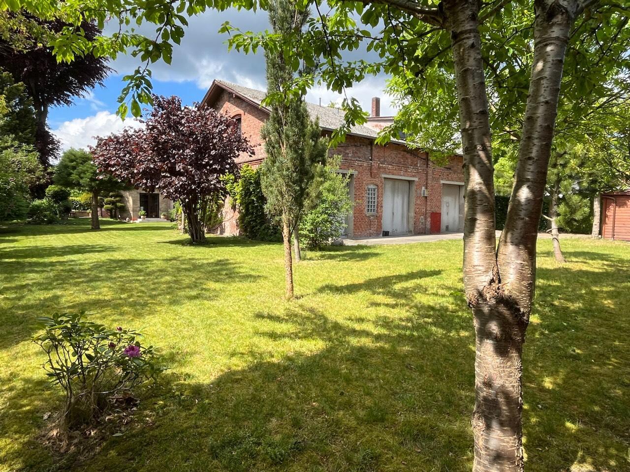 Terreno en Pinneberg, Germany No. 239901