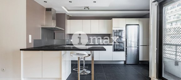 3 bedrooms Apartment in Levallois-Perret, France No. 166086 2