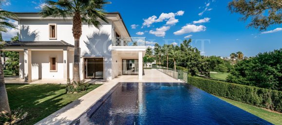 5 Schlafzimmer Villa in Marbella, Spain, Nr. 115110 11