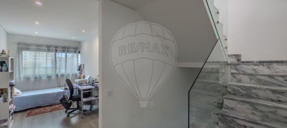 4 bedrooms House in Quelfes, Portugal No. 24952 20