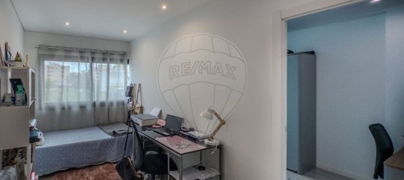 4 bedrooms House in Quelfes, Portugal No. 24952 24