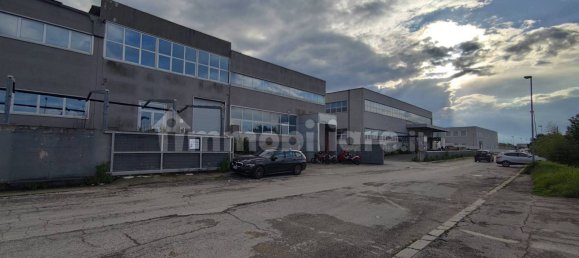 10 Schlafzimmer Lagerhaus in Filottrano, Italy, Nr. 151307 18