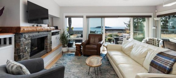 4 bedrooms House in British Columbia, Canada No. 1255 8