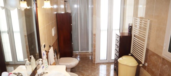 3 rooms Apartment in Bari, Italy No. 145664 15