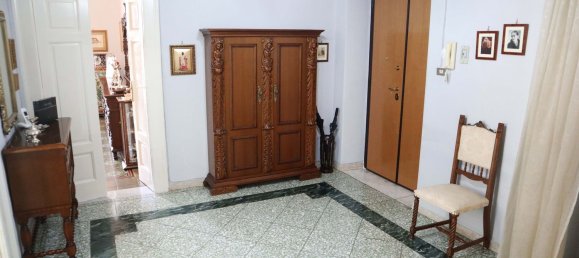 3 rooms Apartment in Bari, Italy No. 145664 10