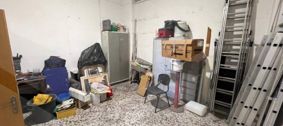 2-salle Bureau à Bari, Italy No. 25392 8