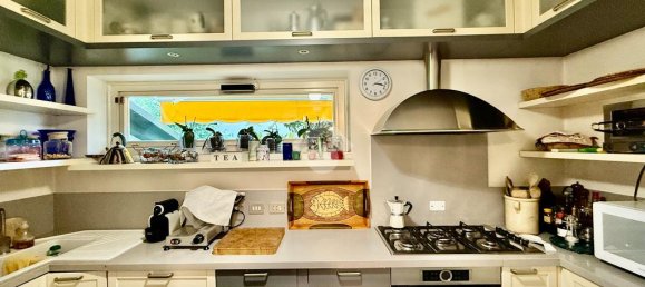 6 bedrooms Villa in Abano Terme, Italy No. 293732 14