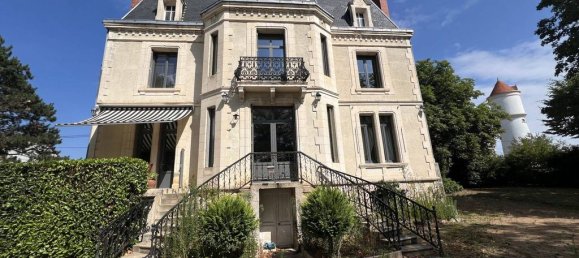 4 Schlafzimmer Schlösser in Culan, France, Nr. 350717 17