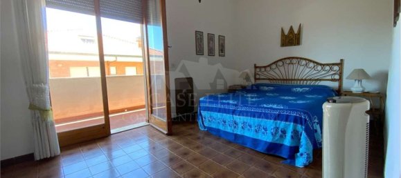 Apartamento de 5 dormitorios en Ardea, Italy No. 334099 19