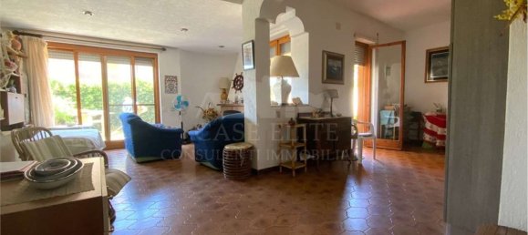 Apartamento de 5 dormitorios en Ardea, Italy No. 334099 8