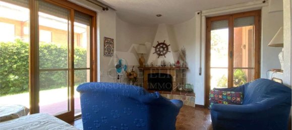 Apartamento de 5 dormitorios en Ardea, Italy No. 334099 10