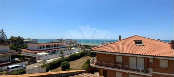 Apartamento de 5 dormitorios en Ardea, Italy No. 334099 43