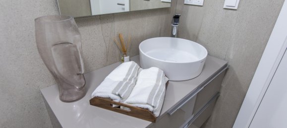 3 bedrooms Penthouse in Estepona, Spain No. 3259 10