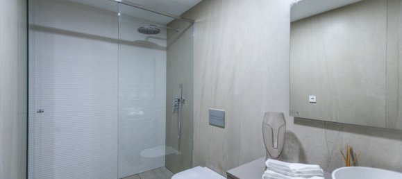 3 bedrooms Penthouse in Estepona, Spain No. 3259 7