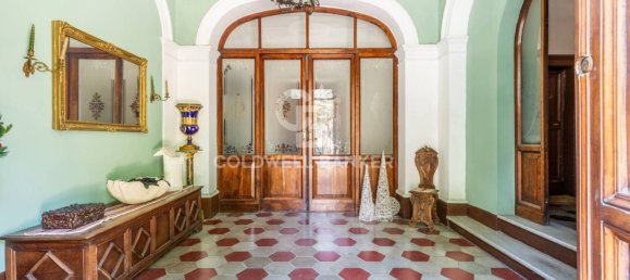 4 bedrooms Villa in Sigillo, Italy No. 293130 4