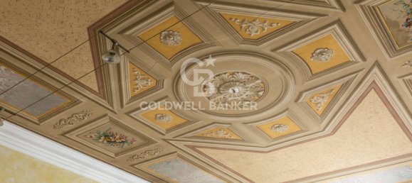 4 bedrooms Villa in Sigillo, Italy No. 293130 6