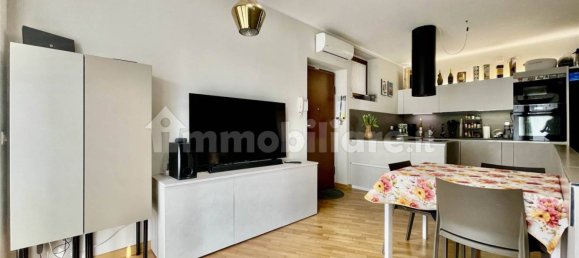 Квартира с 2 спальнями в Севезо, Италия № 227791 68