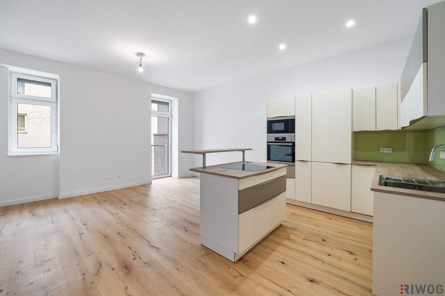 2 rooms Apartment in Vienna, Austria No. 32757