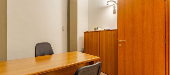 Büro in Modugno, Italy 100m², Nr. 359899 6