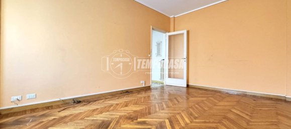 Apartamento de 2 dormitorios en Biella, Italy No. 60807 5