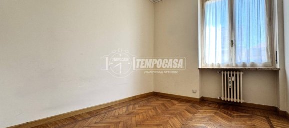 Apartamento de 2 dormitorios en Biella, Italy No. 60807 14