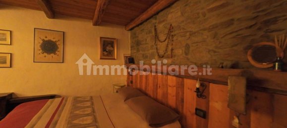 4 bedrooms House in Antey Saint Andre, Italy No. 177182 7