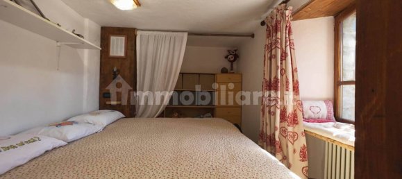 4 bedrooms House in Antey Saint Andre, Italy No. 177182 17