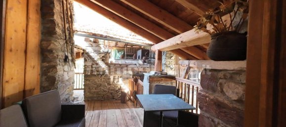 4 bedrooms House in Antey Saint Andre, Italy No. 177182 16