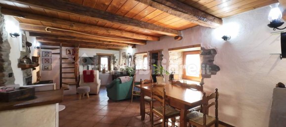 4 bedrooms House in Antey Saint Andre, Italy No. 177182 3