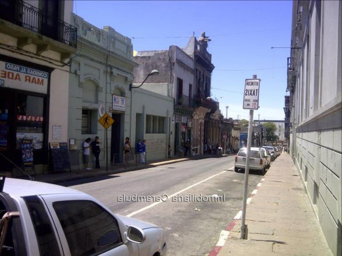 2 chambres Propriété commerciale à Montevideo, Uruguay No. 13739